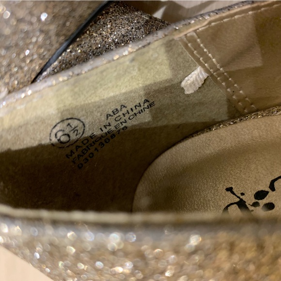 Champagne Gold Sparkle Stilettos - Picture 6 of 9